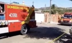 Três homens da mesma família morrem eletrocutados ao instalar antena Três homens da mesma família morrem eletrocutados ao instalar antena