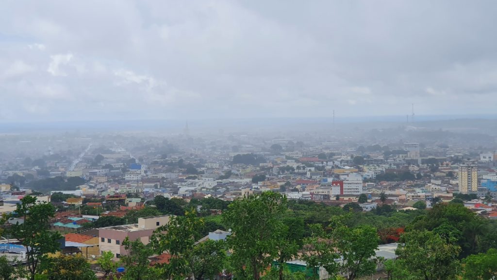 Nuvens carregadas indicam instabilidade atmosférica sobre municípios goianos. (Foto: divulgação/CIMEHGO)