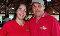 Fazendinha Comida Típica comemora 6 anos com Costelão e música ao vivo; FOTOS Fazendinha Comida Típica comemora 6 anos com Costelão e música ao vivo; FOTOS