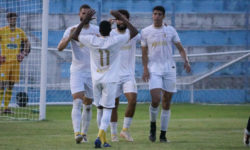 Crac perde para o Brasiliense em amistoso de pré-temporada por 3 a 0 na Arena Rifertil Crac perde para o Brasiliense em amistoso de pré-temporada por 3 a 0 na Arena Rifertil