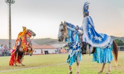 A Magia das Cavalhadas de Hidrolina/GO: Tradição Viva no Sertão Goiano – Por Lucas Machado