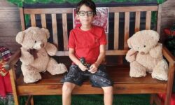 Menino de 10 anos morre com apendicite, e família denuncia erro médico Menino de 10 anos morre com apendicite, e família denuncia erro médico