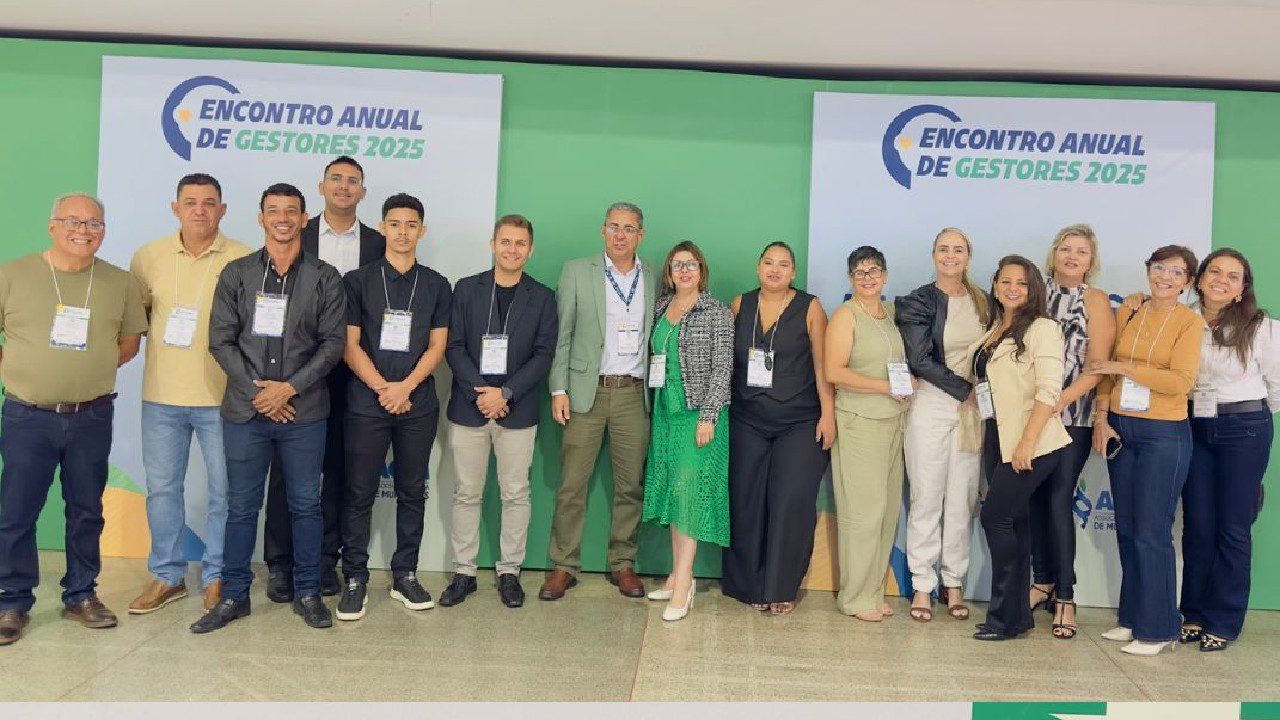 Comitiva de Anhanguera durante o encontro em Goiânia. (Foto: divulgação/Prefeitura de Anhanguera)