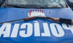 Homem é preso por porte ilegal de arma em Santa Cruz de Goiás