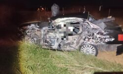 Homem de 58 anos morre em grave acidente entre caminhão e carro na GO-139 em Caldas Novas Homem de 58 anos morre em grave acidente entre caminhão e carro na GO-139 em Caldas Novas