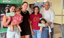 Cumari realiza entrega de cartões dos programas Mães de Goiás e Goiás + Inclusivo Cumari realiza entrega de cartões dos programas Mães de Goiás e Goiás + Inclusivo