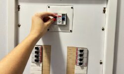 Consumo de energia cresce em Goiás e revela mudança no padrão de uso na última década Consumo de energia cresce em Goiás e revela mudança no padrão de uso na última década