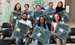 Secretaria de Assistência Social de Cumari recebe cobertores do Governo de Goiás para famílias em situação de vulnerabilidade Secretaria de Assistência Social de Cumari recebe cobertores do Governo de Goiás para famílias em situação de vulnerabilidade