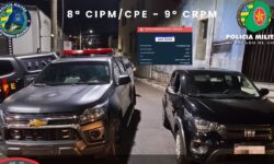 CPE recupera veículo furtado abandonado em estrada vicinal de Catalão CPE recupera veículo furtado abandonado em estrada vicinal de Catalão