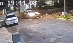 Câmera de segurança registra colisão frontal entre carro e moto que deixa jovem ferida em Catalão