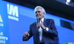 Caiado anuncia que nome de pré-candidato a vice de sua chapa será revelado nesta quarta- feira