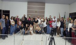 Projeto de homenagem e criação de cadastro para protetores de animais marcam sessão da Câmara de Ouvidor Projeto de homenagem e criação de cadastro para protetores de animais marcam sessão da Câmara de Ouvidor
