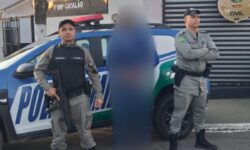 Homem é preso por descumprir medida protetiva e invadir casa da ex-companheira em Campo Alegre de Goiás Homem é preso por descumprir medida protetiva e invadir casa da ex-companheira em Campo Alegre de Goiás