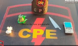 Dois suspeitos são presos por tráfico de drogas durante ação da CPE em Pires do Rio Dois suspeitos são presos por tráfico de drogas durante ação da CPE em Pires do Rio