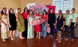Reunião das Mães em Cumari promove acolhimento e entrega de kits Reunião das Mães em Cumari promove acolhimento e entrega de kits