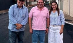 Recapeamento asfáltico avança em Corumbaíba e prefeito acompanha obras ao lado da primeira-dama Recapeamento asfáltico avança em Corumbaíba e prefeito acompanha obras ao lado da primeira-dama