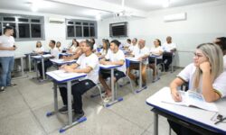 Governo de Goiás abre matrículas da EJA para quem deseja concluir os estudos Governo de Goiás abre matrículas da EJA para quem deseja concluir os estudos
