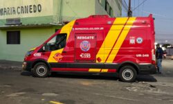 Motociclista fica ferido após colisão com utilitário e motorista foge sem prestar socorro em Catalão Motociclista fica ferido após colisão com utilitário e motorista foge sem prestar socorro em Catalão