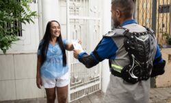 Equatorial Goiás mobiliza agentes comerciais para regularizar contas em atraso em visitas às residências e alerta consumidores sobre golpes