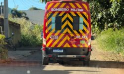 Menino de 4 anos sofre queimaduras com álcool no Setor Goianiense e aguarda transferência de helicóptero, em Catalão Menino de 4 anos sofre queimaduras com álcool no Setor Goianiense e aguarda transferência de helicóptero, em Catalão