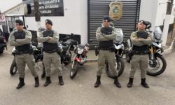 Motociclista é detido após fugir da PM, trafegar pela contramão e dispensar droga em Catalão Motociclista é detido após fugir da PM, trafegar pela contramão e dispensar droga em Catalão