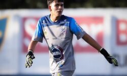 Goleiro de Catalão, Matheus Giacomini é vice-campeão goiano sub-17 pelo Trindade