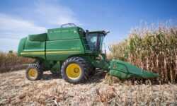 Lei que estende incentivo fiscal a fabricantes de máquinas agrícolas entra em vigor