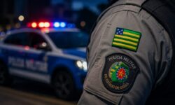Sargento da PM é preso após vídeos mostrarem agressão a jovem em Catalão, diz nota da PMGO