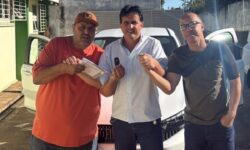 Goiandira adquire veículo 0 km para transporte de pacientes em tratamento no Hospital de Amor, em Barretos Goiandira adquire veículo 0 km para transporte de pacientes em tratamento no Hospital de Amor, em Barretos