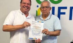 Prefeito Wisner Araújo solicita à Goinfra avaliação para instalação de balsa após interdição da Ponte Quinca Mariano Prefeito Wisner Araújo solicita à Goinfra avaliação para instalação de balsa após interdição da Ponte Quinca Mariano