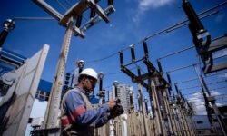 EQT Lab abre seleção para pesquisadores com bolsas de até R$ 5 mil para projeto de inovação no setor elétrico EQT Lab abre seleção para pesquisadores com bolsas de até R$ 5 mil para projeto de inovação no setor elétrico