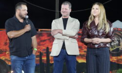 Primeira noite da ExpoCampo 2026 reúne grande público e marca início da festa com sucesso em Campo Alegre de Goiás; George Henrique & Rodrigo foi a atração principal da noite Primeira noite da ExpoCampo 2026 reúne grande público e marca início da festa com sucesso em Campo Alegre de Goiás; George Henrique & Rodrigo foi a atração principal da noite