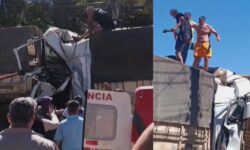 Motorista é retirado com vida de cabine destruída após batida entre duas carretas em Abadia dos Dourados