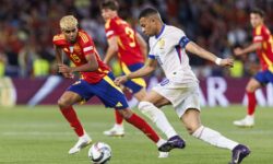 França e Espanha fazem duelo de gigantes por vaga na final da Copa do Mundo 2026 nesta terça-feira (14) França e Espanha fazem duelo de gigantes por vaga na final da Copa do Mundo 2026 nesta terça-feira (14)